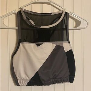 High neck sports bra